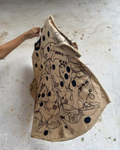 Load image into Gallery viewer, UNISEX SHIRT A3024- KASIM THREAD BAWALIYO