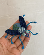 Load image into Gallery viewer, Fly