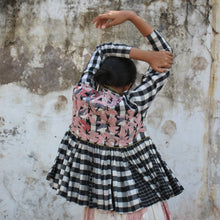 Load image into Gallery viewer, "Sumi Kediyu" (Kala)