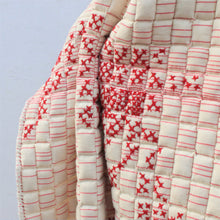 Load image into Gallery viewer, "Rafiq Ni Sujni - Ek Rang Bawaliyo Quilt" (Red)
