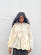 Load image into Gallery viewer, "Sumi Kediyu" (Kora)