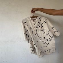 Load image into Gallery viewer, &quot;Pakko Trikon Flower - Unisex Shirt&quot;
