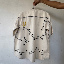 Load image into Gallery viewer, &quot;Pakko Trikon Flower - Unisex Shirt&quot;
