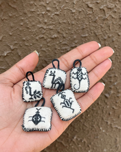 Load image into Gallery viewer, Suf Insect Badges
