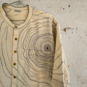 Unisex Shirt - Makkhi Circle