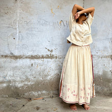 Load image into Gallery viewer, Skirt- Extra weft mor

