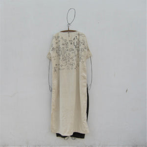 "Kaftan - Aari Heena Motif"