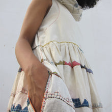 Load image into Gallery viewer, &quot;Jaya&#39;s Kanguri Ghero&quot;
