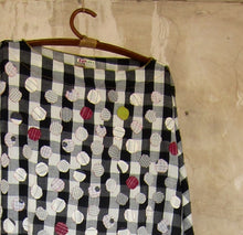 Load image into Gallery viewer, &quot;Kaftan- Tikda&quot;
