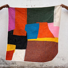 Load image into Gallery viewer, Kakko Quilt - Alphabet quilt
