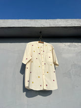 Load image into Gallery viewer, Traditional chokdi shirt
