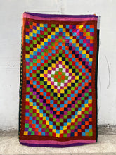Load image into Gallery viewer, Bada Diamond Choras Quilt
